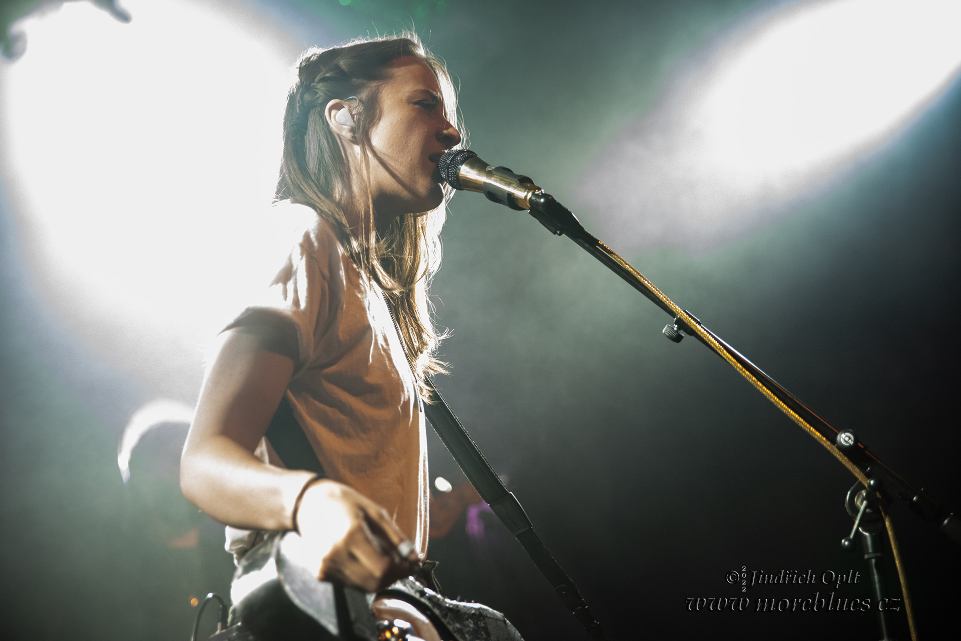 LARKIN POE_035