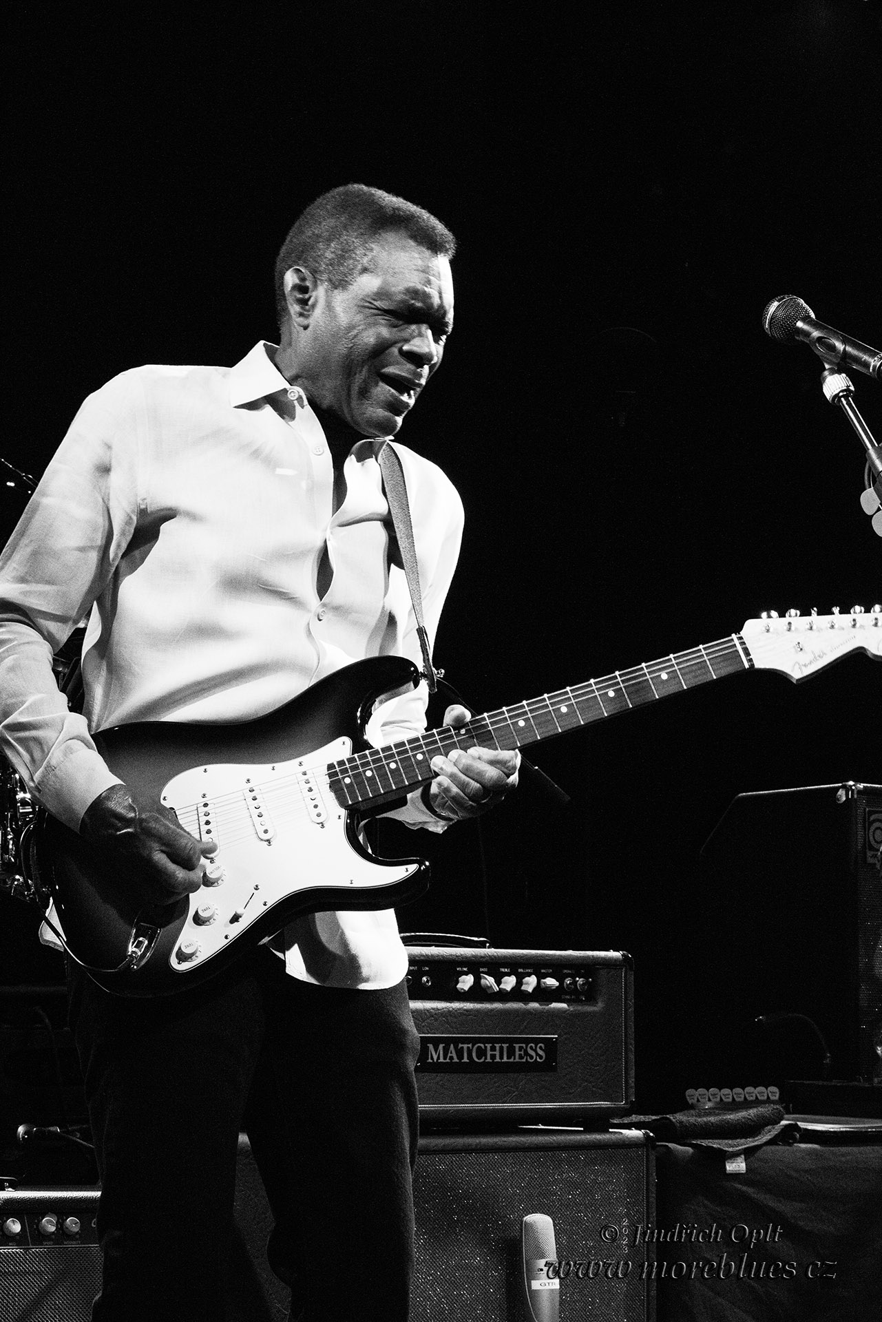 ROBERT CRAY_40