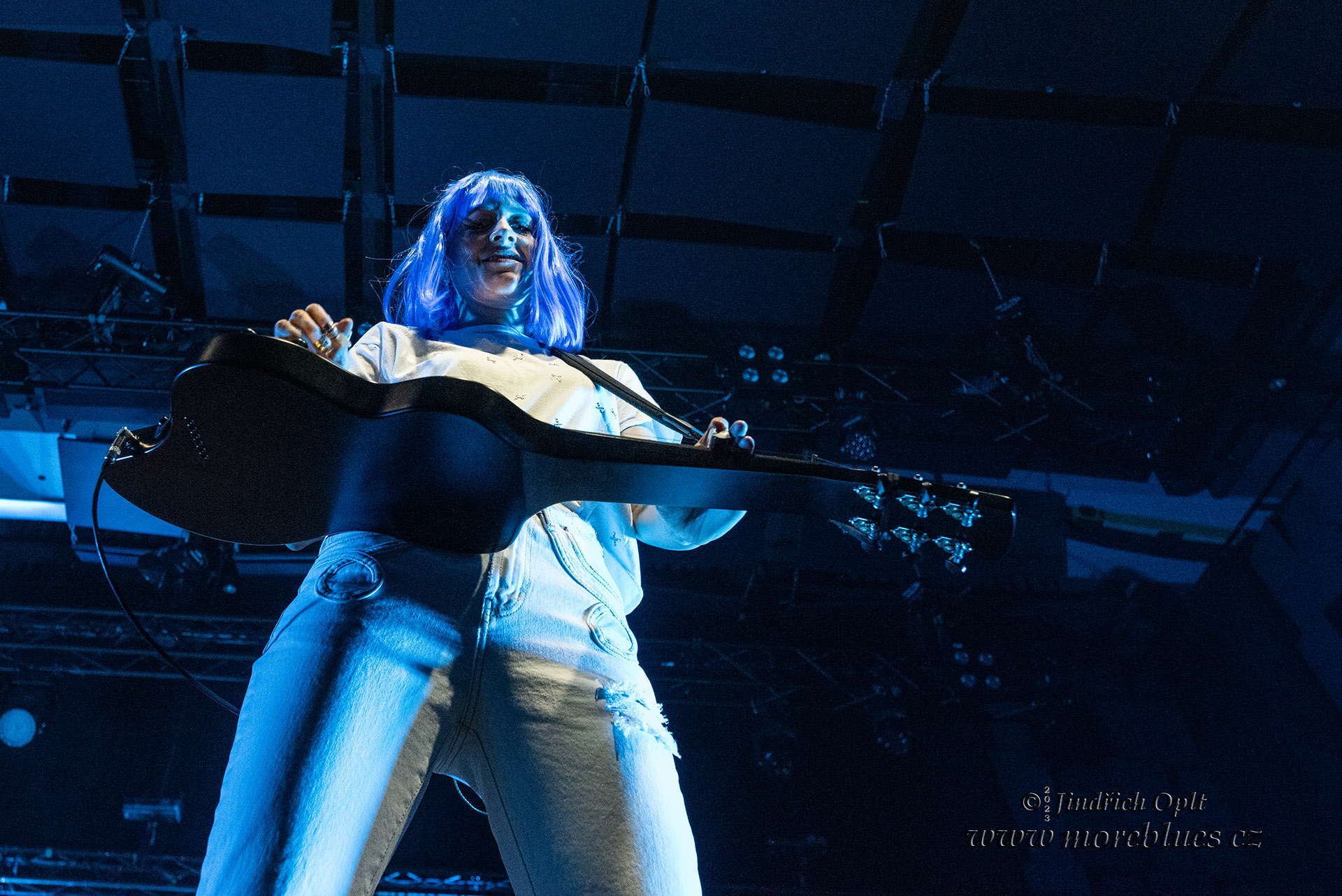 LARKIN POE_046
