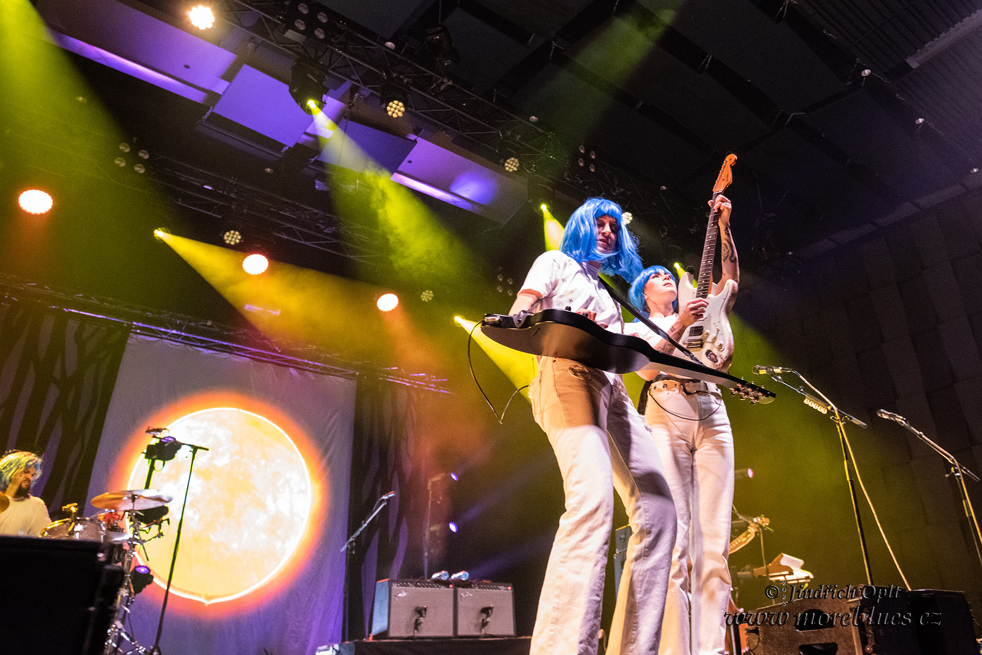 LARKIN POE_104