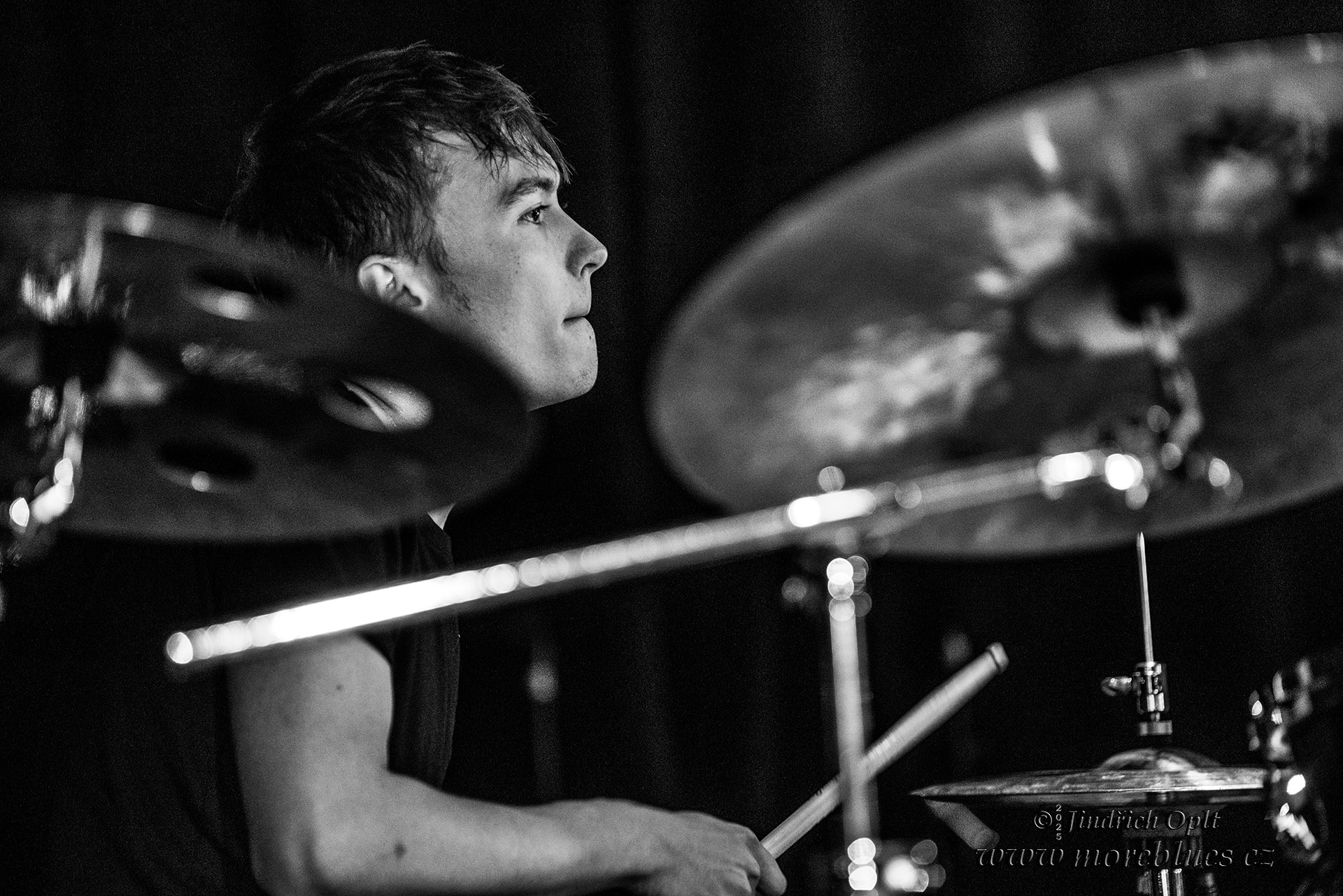 GWYN ASHTON TRIO_048