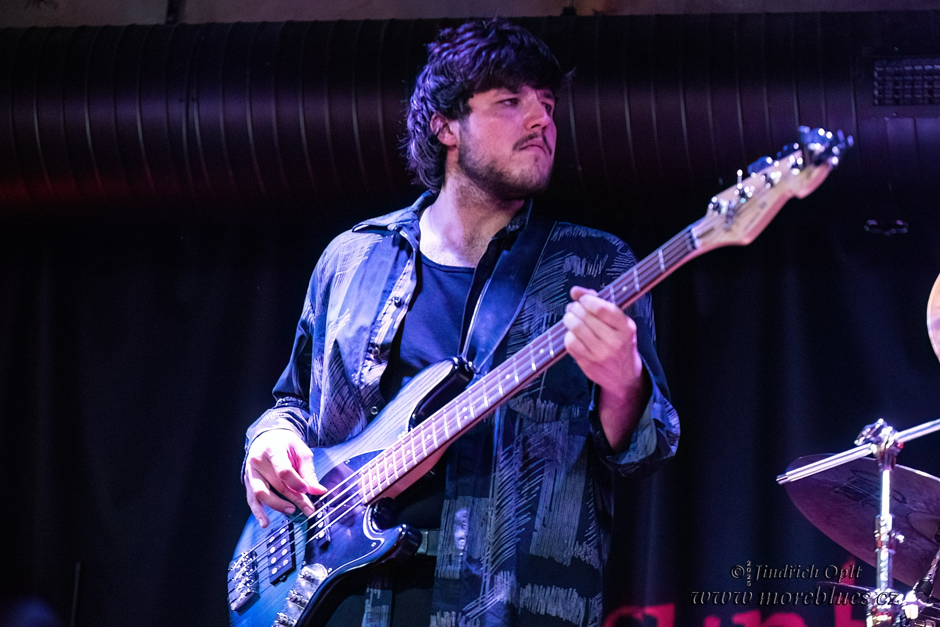 GWYN ASHTON TRIO_055