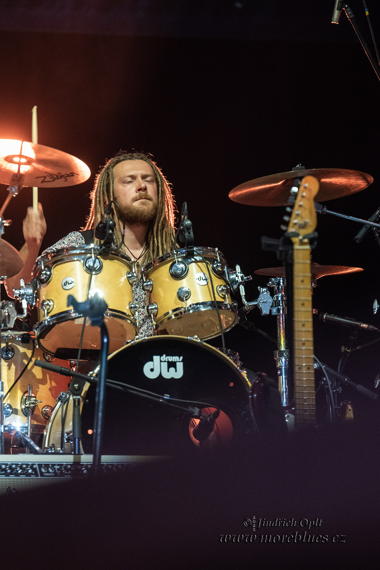 STONAGE FULL OF SUN_37