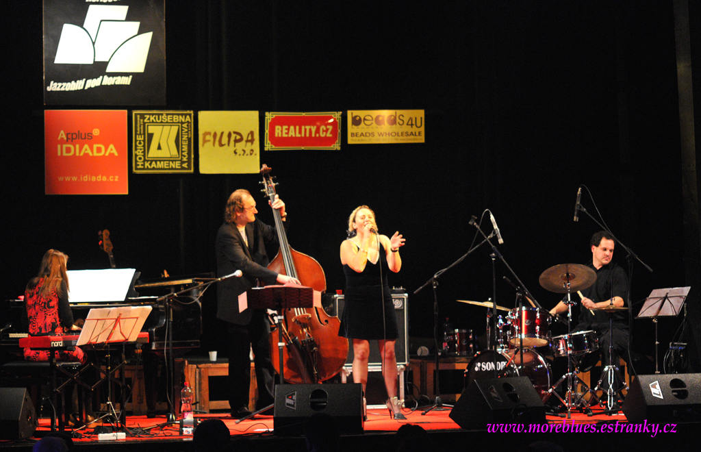 ZDENĚK KÁNSKÝ WORLD JAZZ GROUP_15.jpg