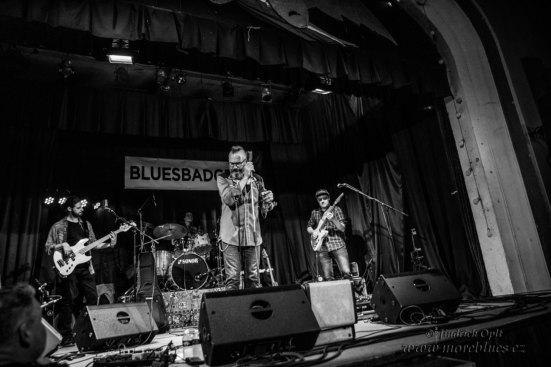 CHARLIE SLAVÍK REVUE_02