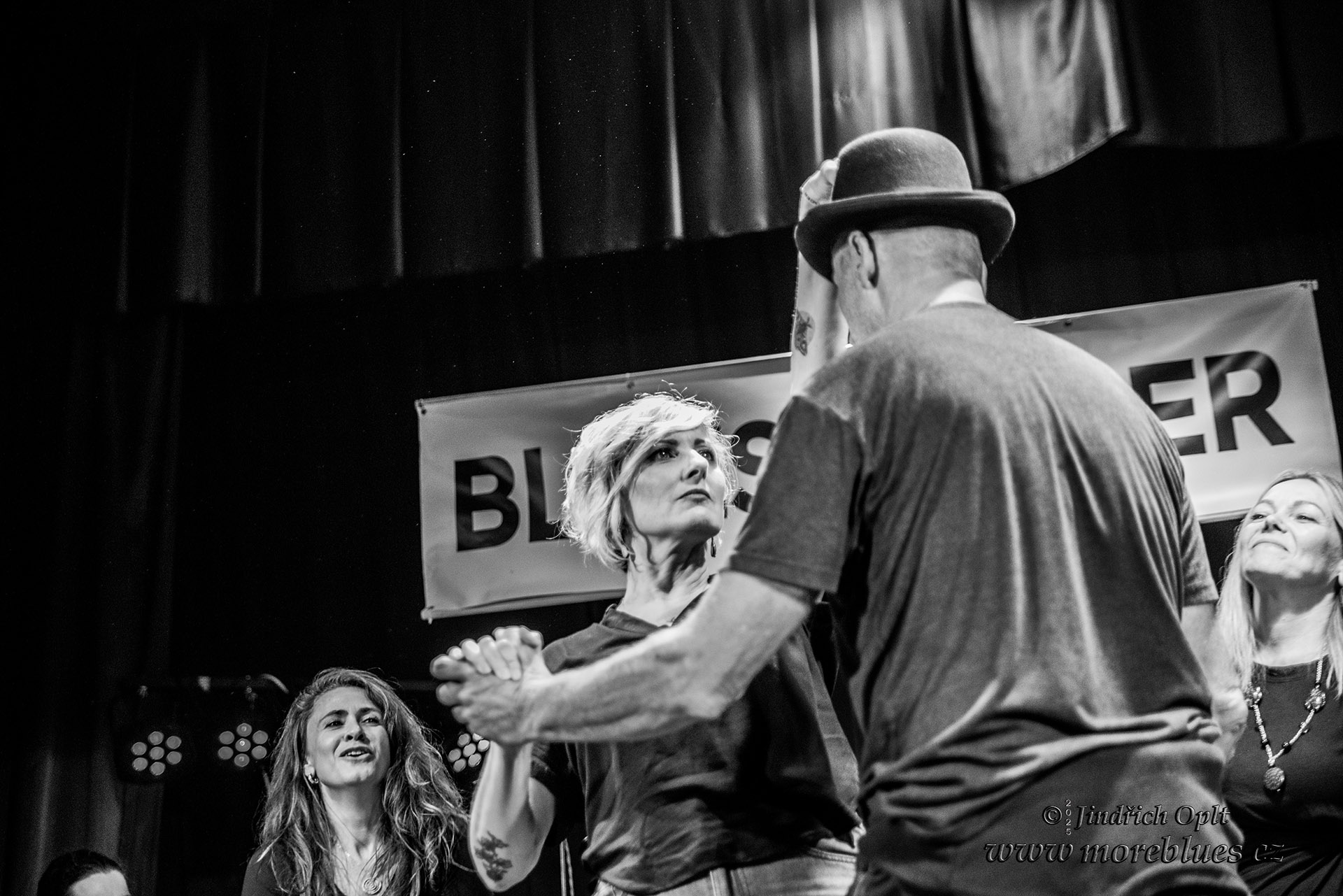 CHARLIE SLAVÍK REVUE_75