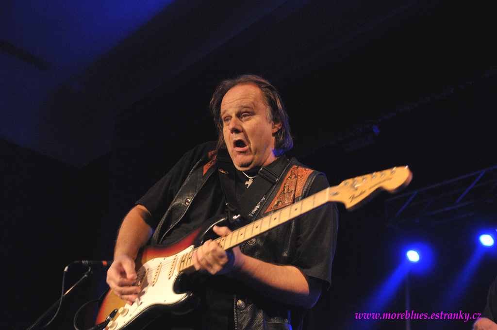 WALTER TROUT_12.jpg