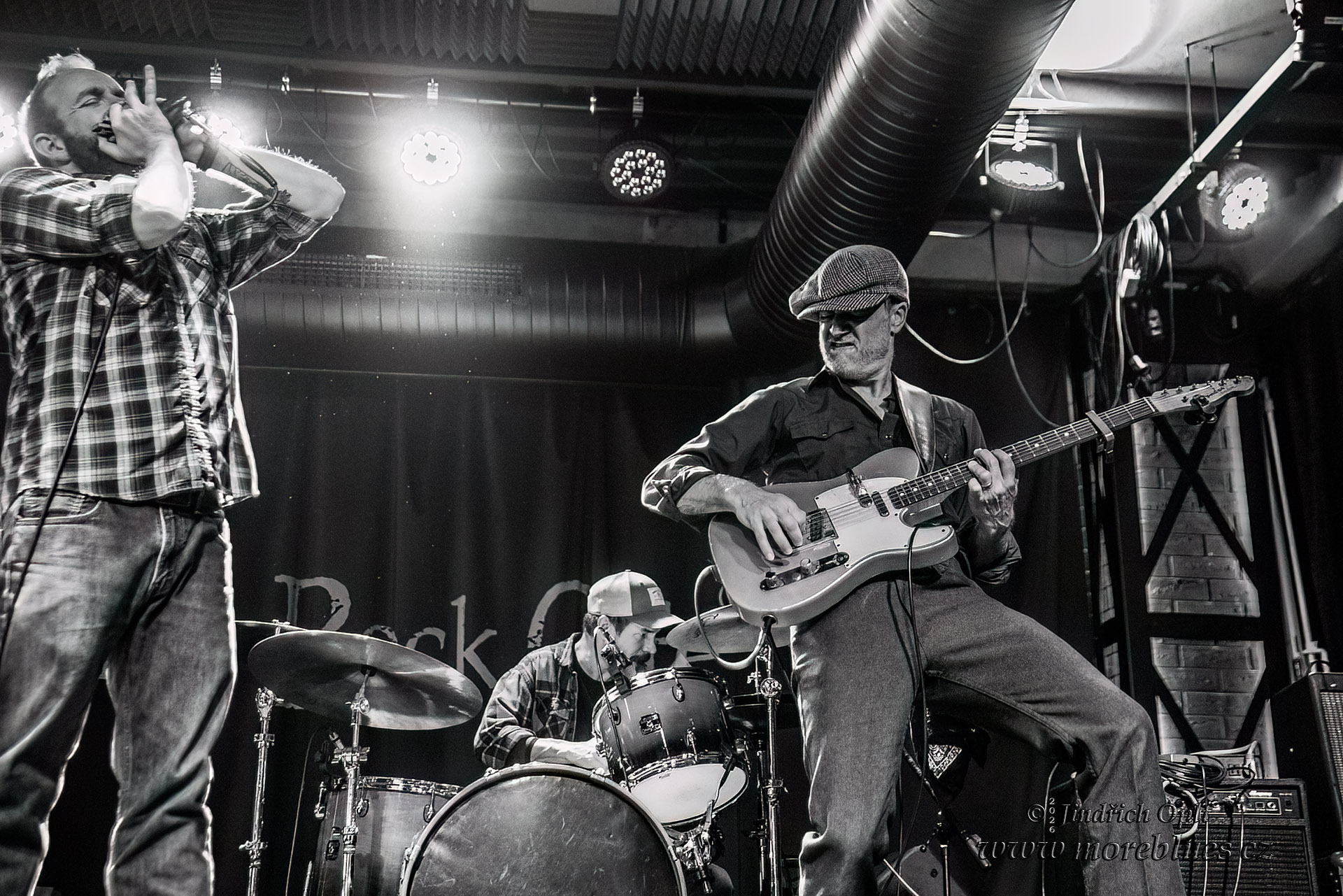 DUSTIN ARBUCKLE & THE DAMNATIONS_067