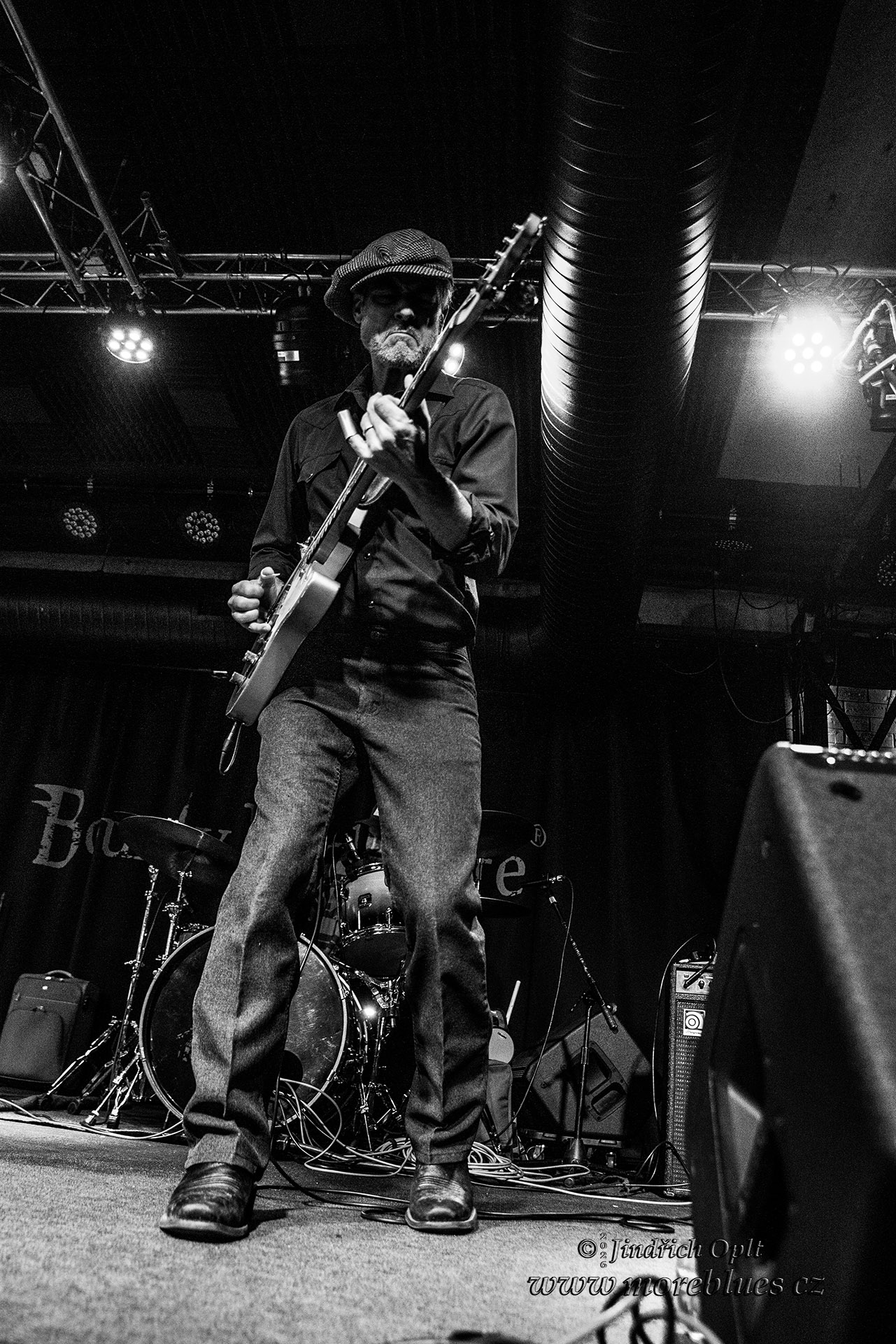 DUSTIN ARBUCKLE & THE DAMNATIONS_079