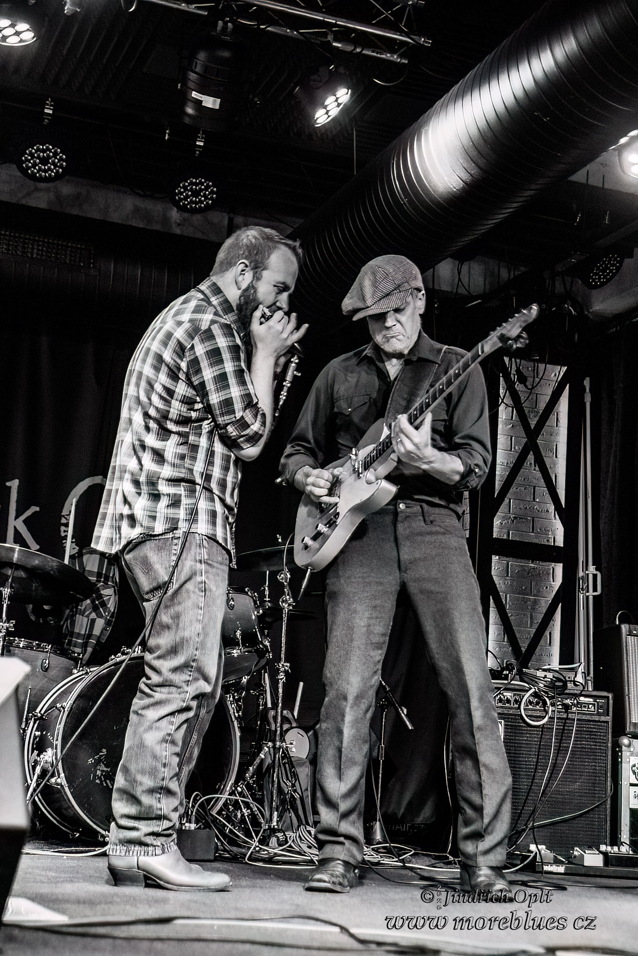DUSTIN ARBUCKLE & THE DAMNATIONS_091