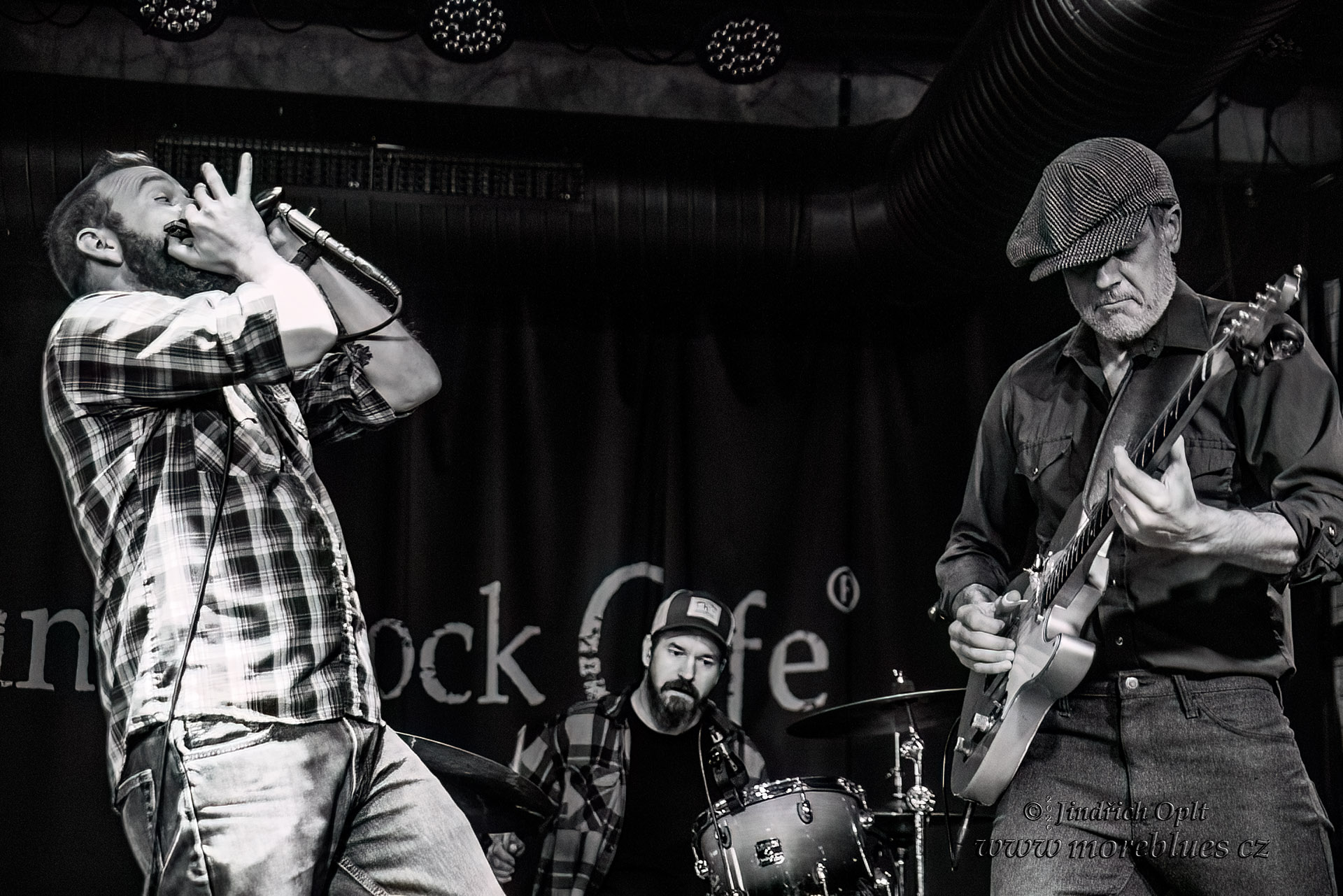 DUSTIN ARBUCKLE & THE DAMNATIONS_097