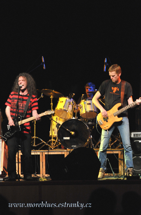 STRAŠIDELNÝ ELEKTRIK BAND_26.jpg