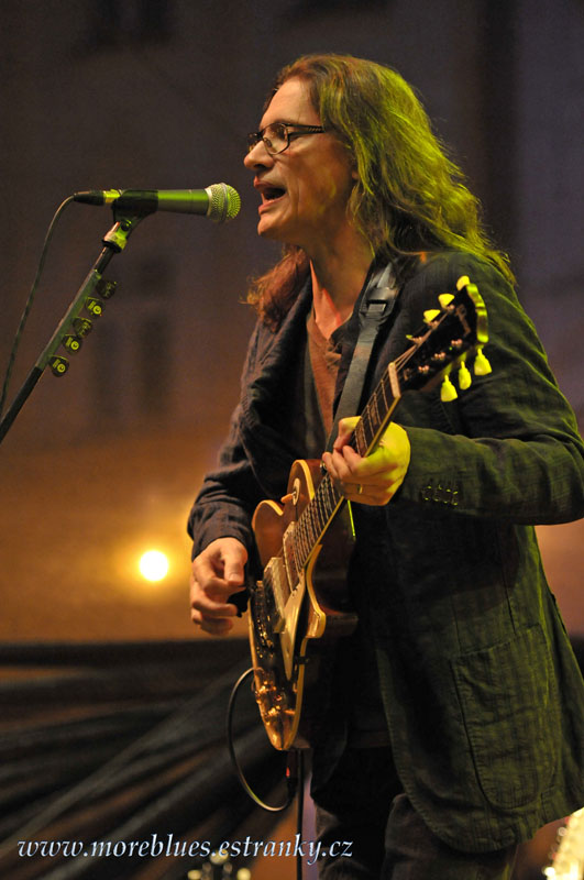 ROBBEN FORD BAND_16.jpg