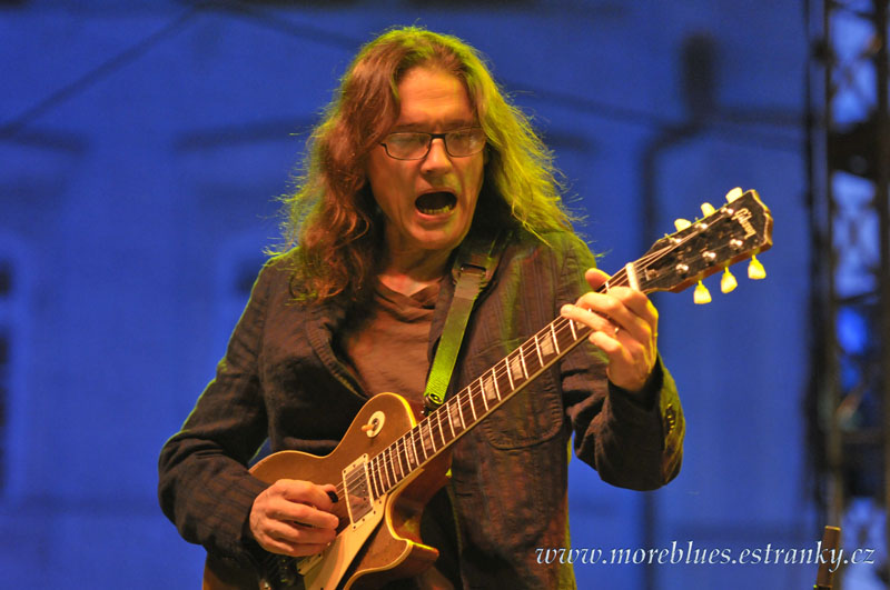 ROBBEN FORD BAND_17.jpg