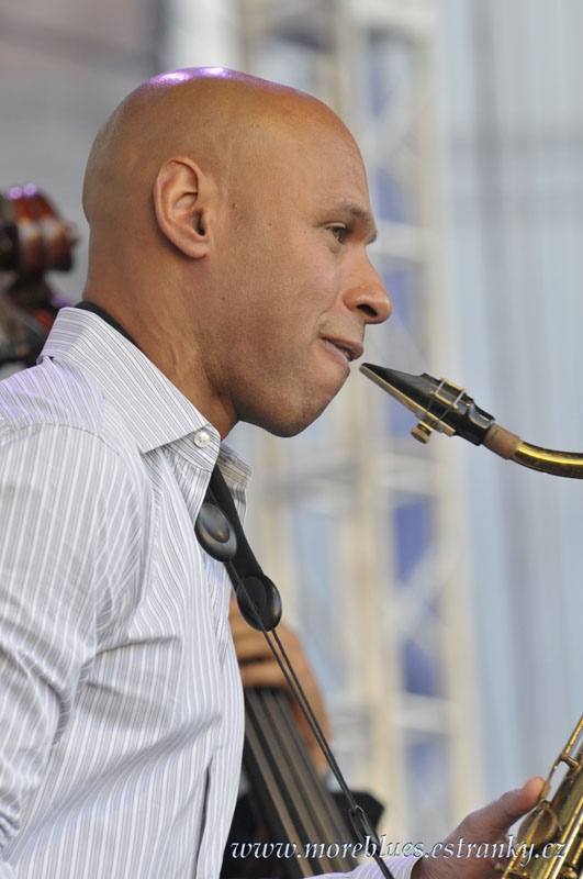 JOSHUA REDMAN TRIO_03.jpg