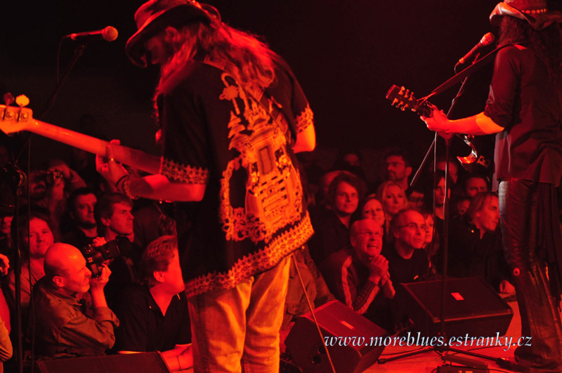 ERIC SARDINAS BAND V UHERSKÉM BRODĚ_042.jpg