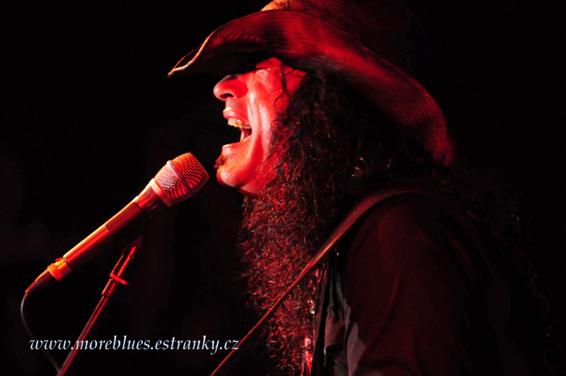 ERIC SARDINAS BAND V UHERSKÉM BRODĚ_047.jpg