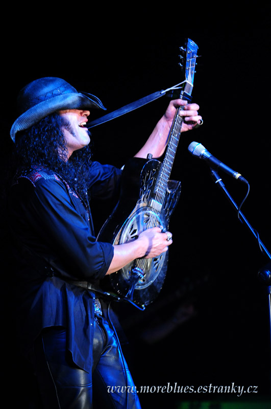 ERIC SARDINAS BAND V UHERSKÉM BRODĚ_076.jpg