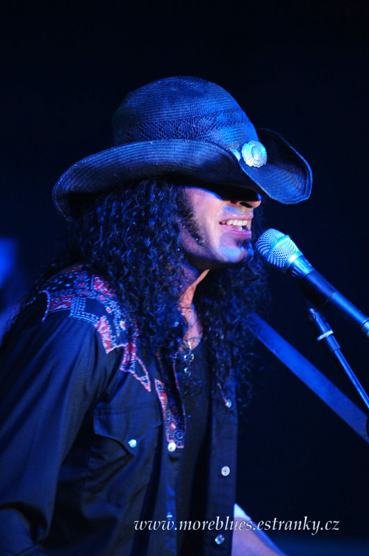 ERIC SARDINAS BAND V UHERSKÉM BRODĚ_081.jpg