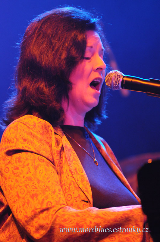 LINDA GAIL LEWIS_06.jpg