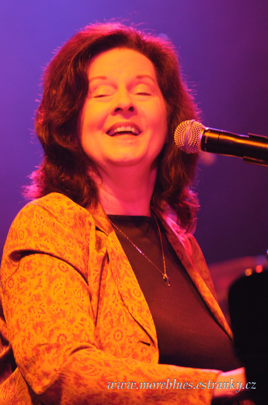 LINDA GAIL LEWIS_07.jpg