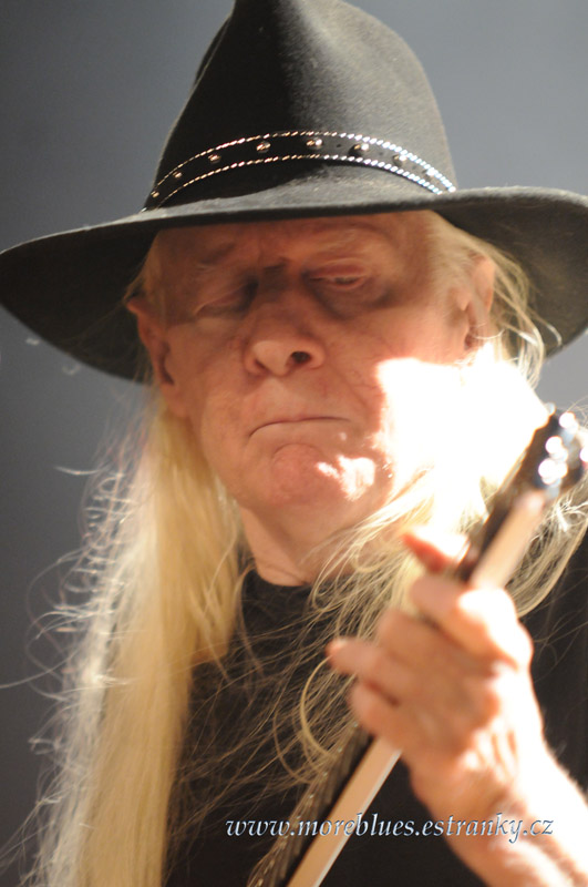 JOHNNY WINTER_13.jpg