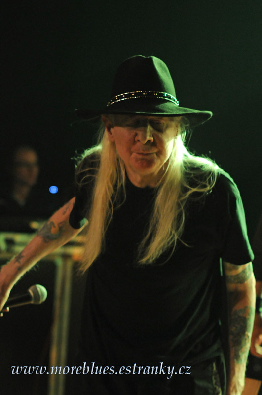 JOHNNY WINTER_33.jpg