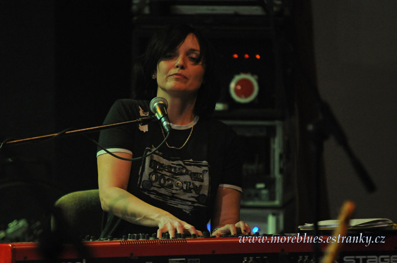 2WINGS feat. BLANKA ŠRŮMOVÁ_24.jpg