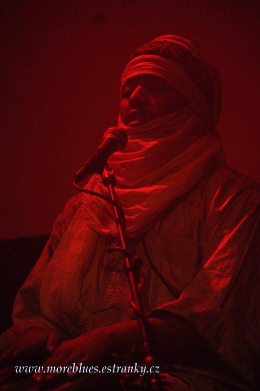 TINARIWEN_03.jpg