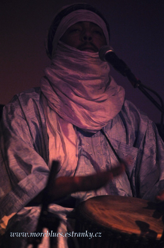 TINARIWEN_15.jpg