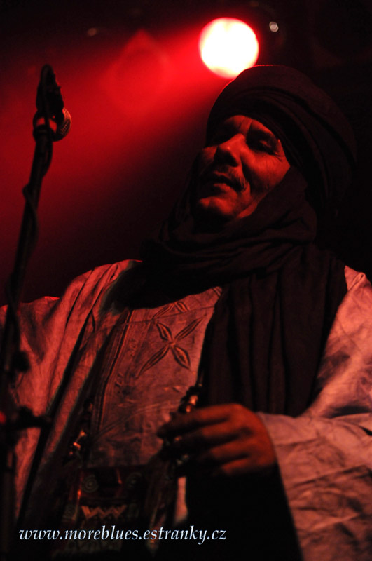 TINARIWEN_20.jpg