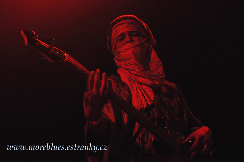 TINARIWEN_32.jpg