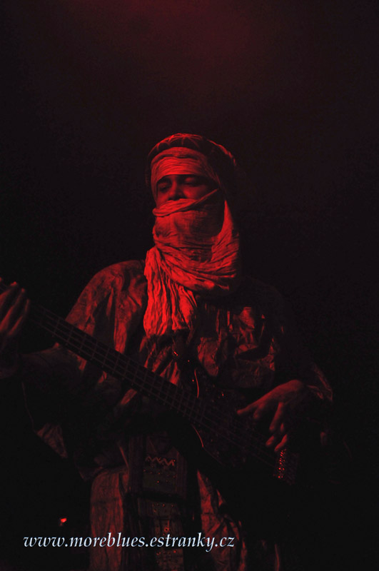 TINARIWEN_33.jpg