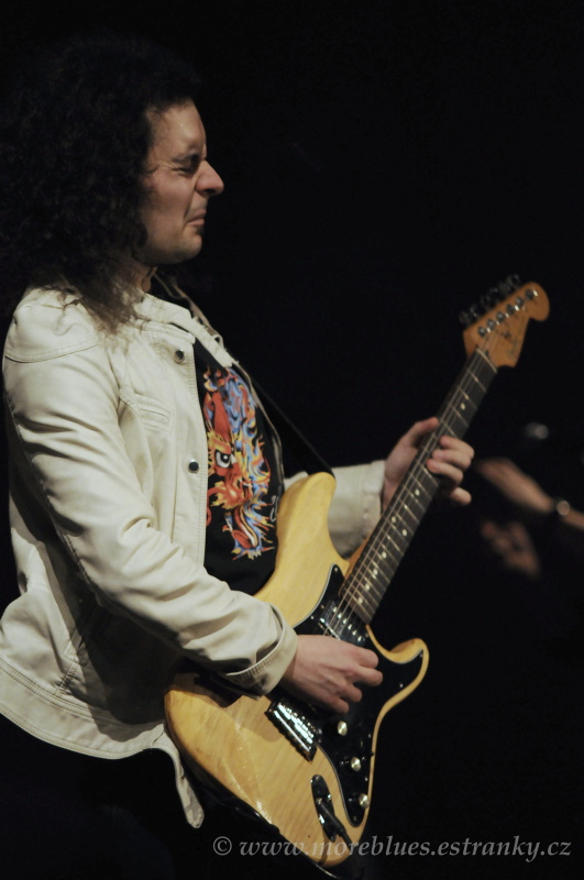 DEMIAN BAND_127.JPG