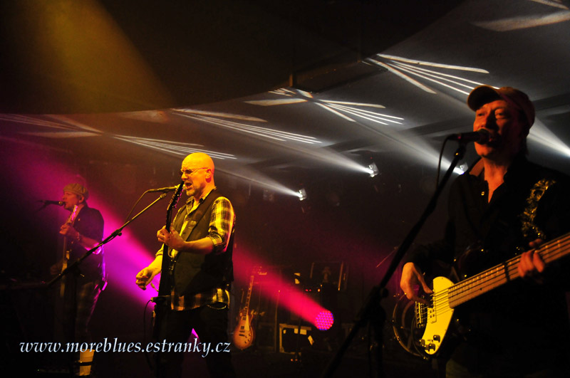 WISHBONE ASH_24.jpg