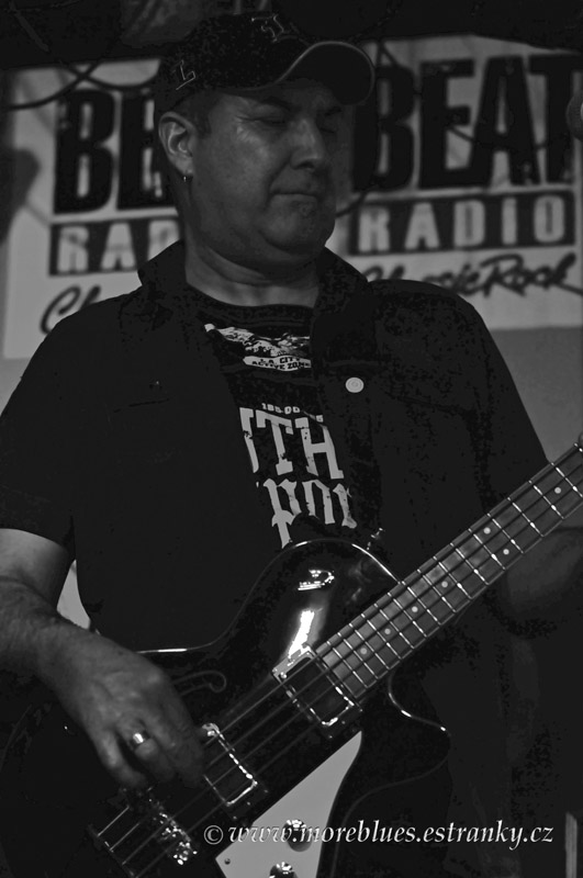 VARGAS BLUES BAND_041.jpg