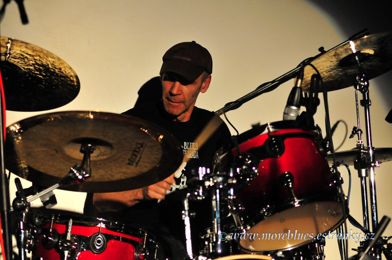 VARGAS BLUES BAND_099.jpg